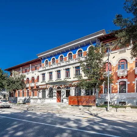 Europalace Hotel, Bw Signature Collection 4*