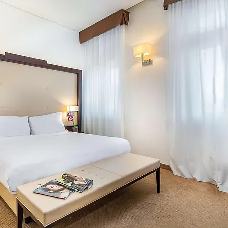 Ξενοδοχείο Europalace Hotel, Bw Signature Collection 4*