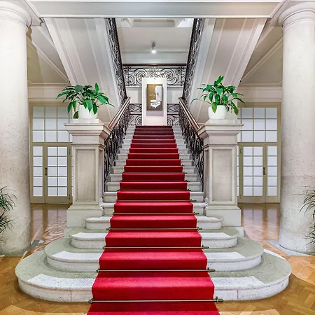 Europalace Hotel, Bw Signature Collection Szálloda 4*